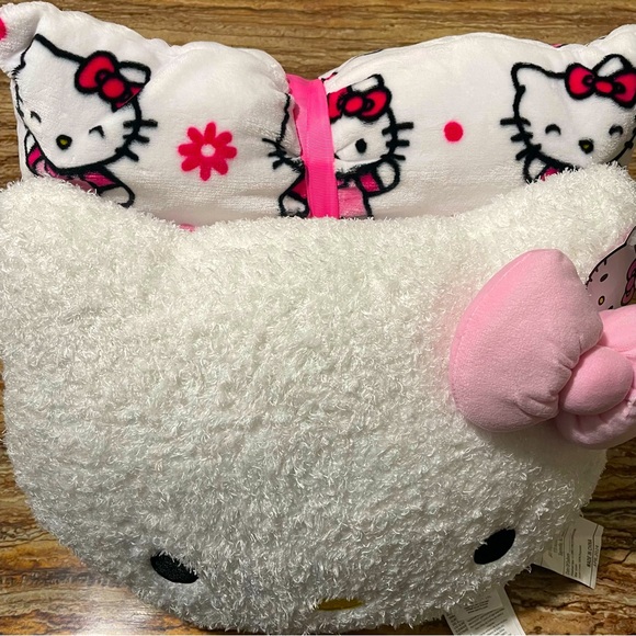 Hello Kitty - Picture 3 of 6